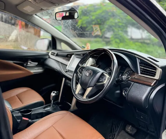 2017 Toyota Innova Crysta 2.7 ZX AT BSIV